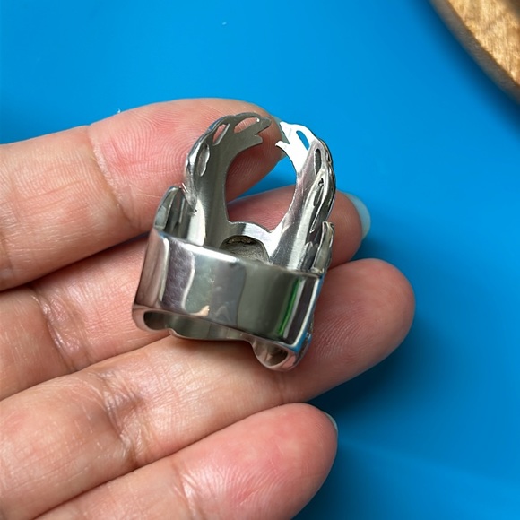 🖤Skull 💀 & Wing 🪽 Stainless Steel ring - Picture 8 of 17